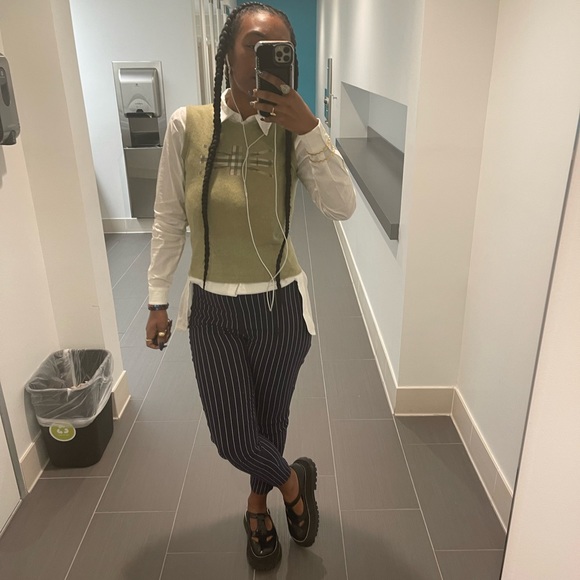 Burberry Mary Janes - Picture 1 of 9